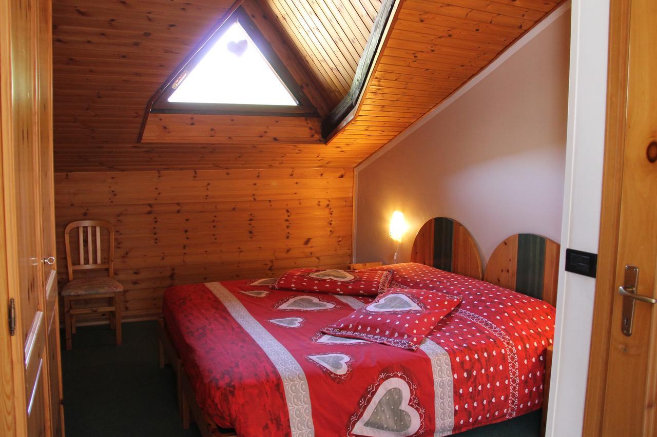 Mont Velan Chambres & Restaurant Saint-Oyen Eksteriør billede